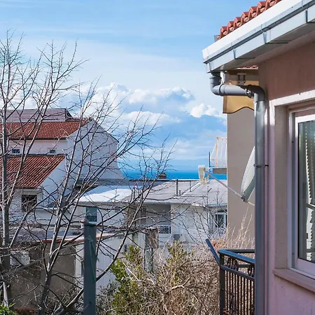 Gemuetliche Mit Terrasse In Bidol * Makarska