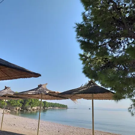 Gemuetliche Mit Terrasse In Bidol * Makarska