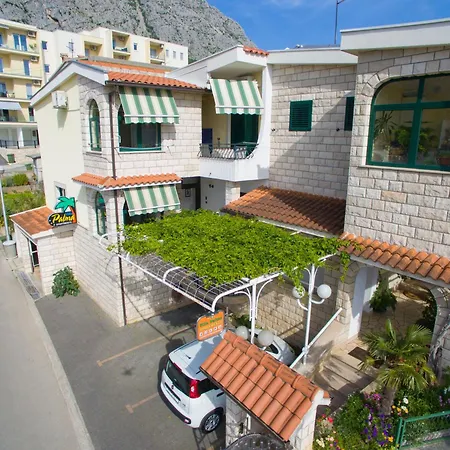 Apartment Gemuetliche Mit Terrasse In Bidol *